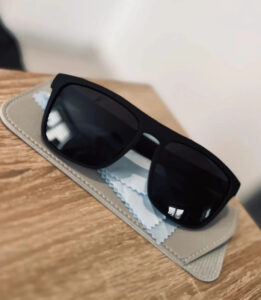 Czarne Okulary Przeciwsłoneczne KPY Unisex