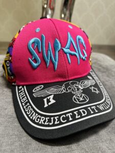 Stylowa Czapka Damska Swag z daszkiem rozmiar. Uniwersalny