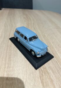 Warszawa 203 Kombi Kultowe Auta PRL Złota Kolekcja