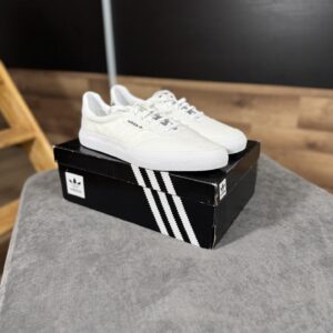 Buty Tenisówki Unisex Adidas 3MC rozmiar.48