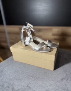 Srebrne Sandały Damskie Anna Field rozmiar 39 / 25cm